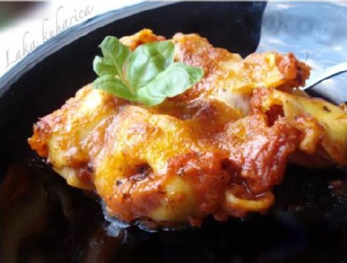 Baked Tortellini In Red Sauce