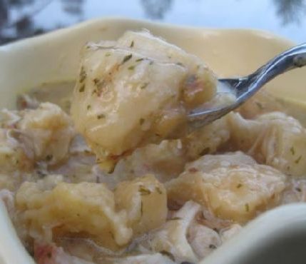 Crockpot Chicken and Dumplings