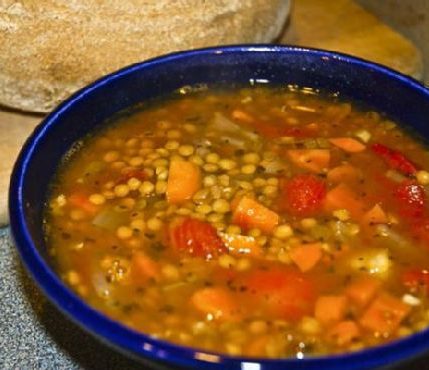 Lemony Greek Lentil Soup