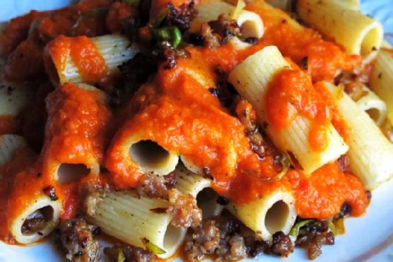 Rigatoni with Sweet Sausages in Creamy Tomato Sauce