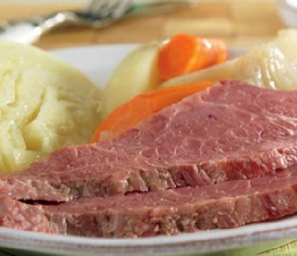 Slow Cooked Corned Beef and Cabbage