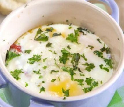 Sun Dried Tomato and Herb Baked Eggs