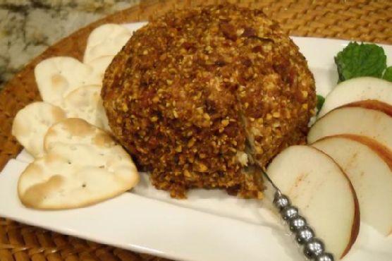 Sweet & Spicy White Cheddar Cheese Ball with Apples & Bacon