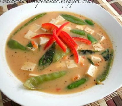 Thai Coconut Curry Soup