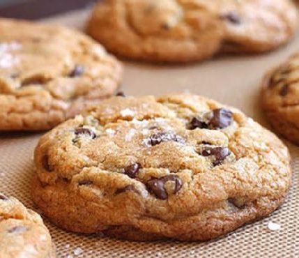 Whole Wheat Chocolate Chip Cookies