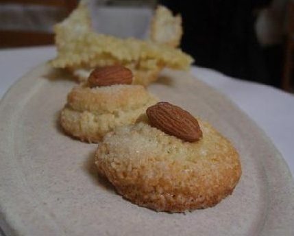 Amaretto Almond Cookies