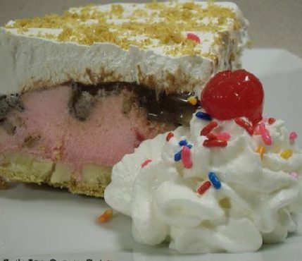 Banana Split Sundae Ice Cream Cake