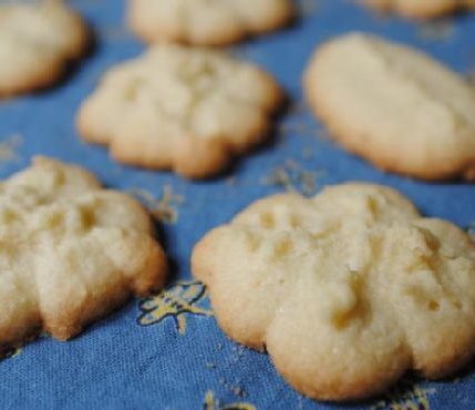 Gluten-Free Pressed Lemon Butter Cookies