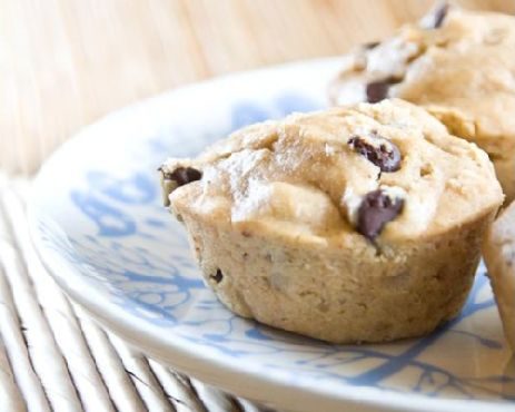 Peanut Butter, Banana & Chocolate Chip Muffins