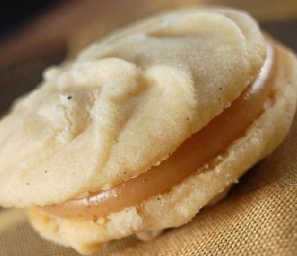 Vanilla Bean Melting Moment Cookies with Caramel Filling